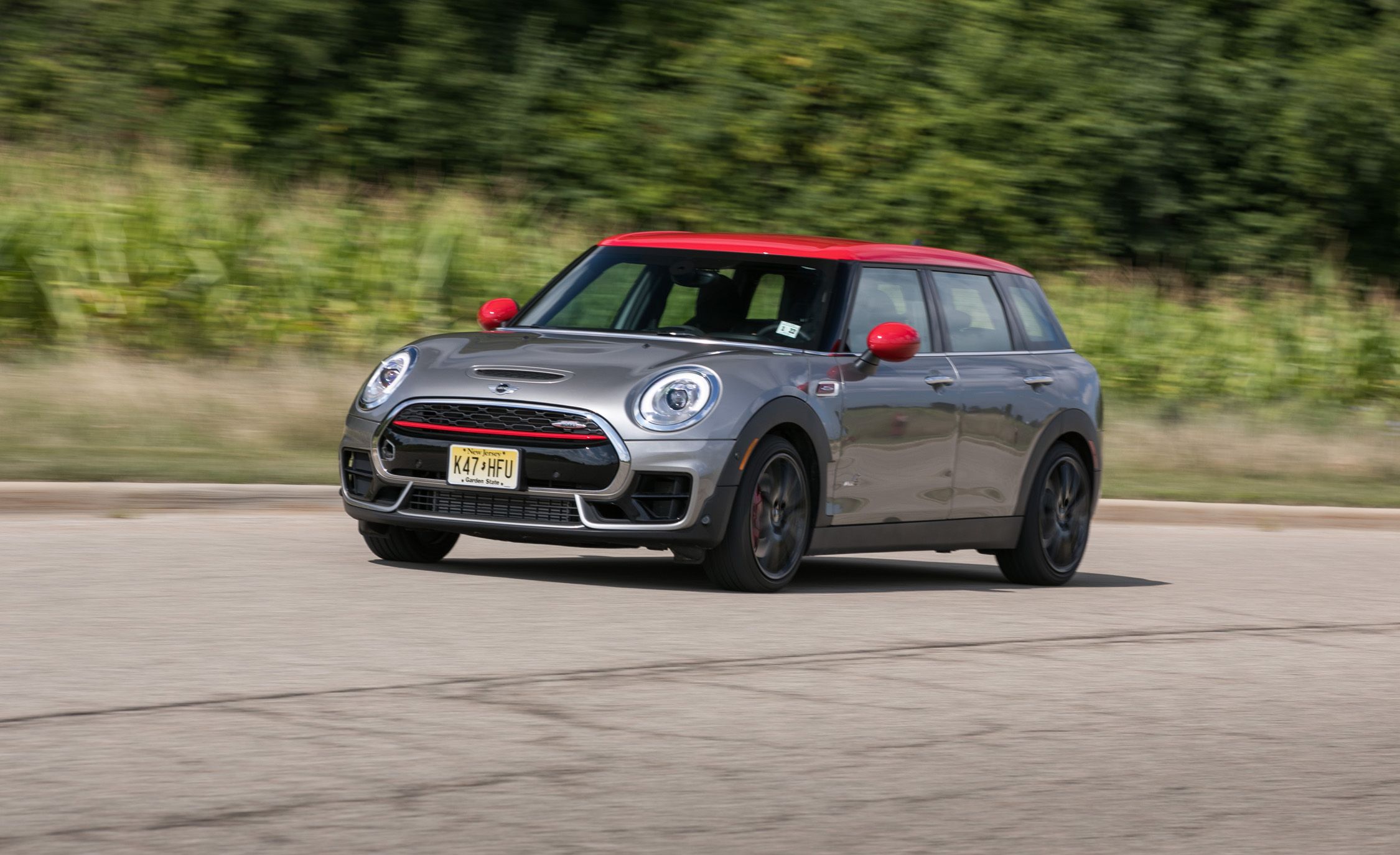 Diesel Duo Driven: 2016 Mini Cooper D Clubman / Mini Cooper SD 4-Door