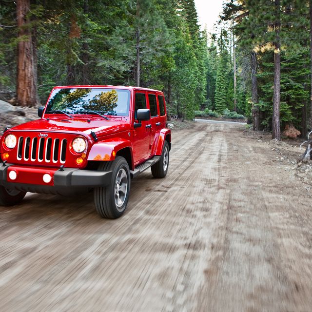 Land vehicle, Vehicle, Car, Automotive tire, Tire, Regularity rally, Jeep, Off-roading, Off-road vehicle, Jeep wrangler, 