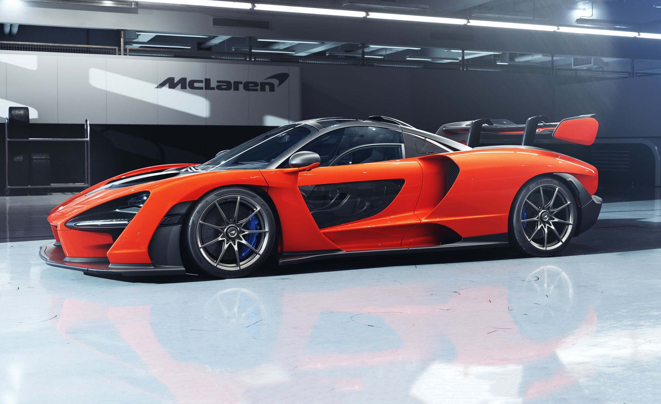 2019 McLaren Senna Hypercar Official Photos and Info, News