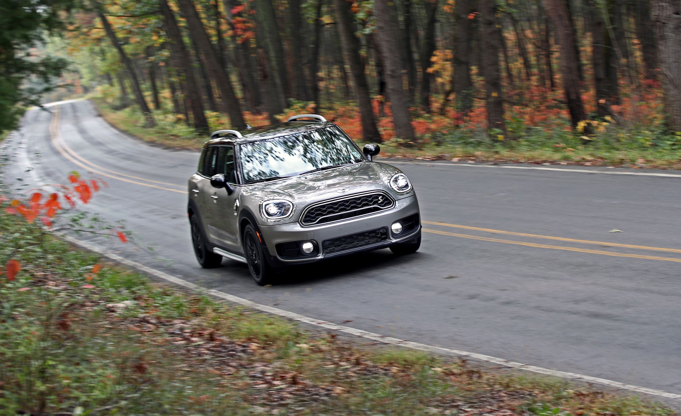 Countryman store hybrid mpg