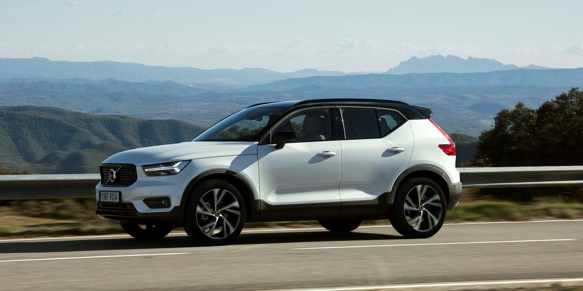 Volvo XC40 First Drive Review | Car and Driver