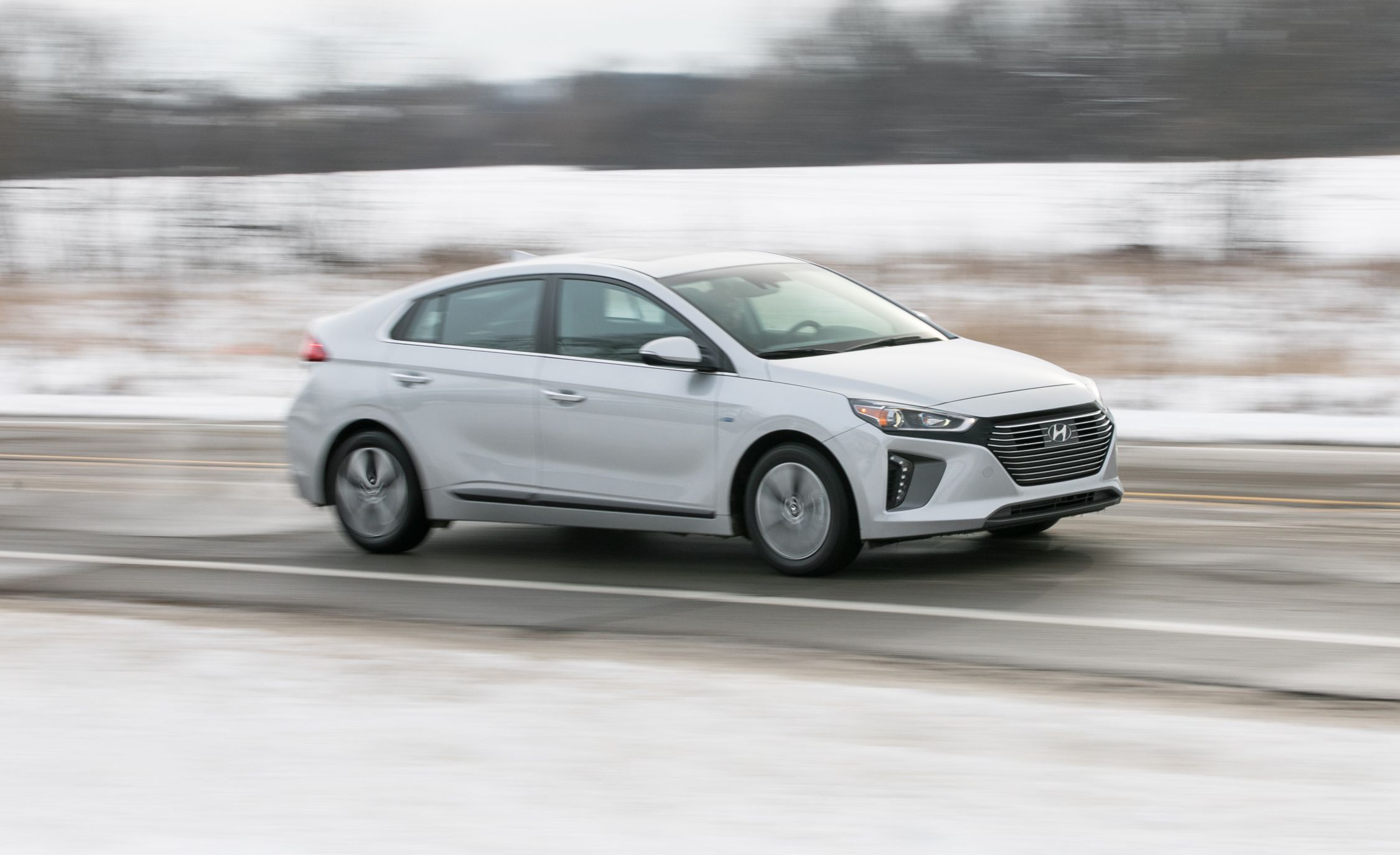 verzoek het ergste opvoeder 2019 Hyundai Ioniq Review, Pricing, and Specs
