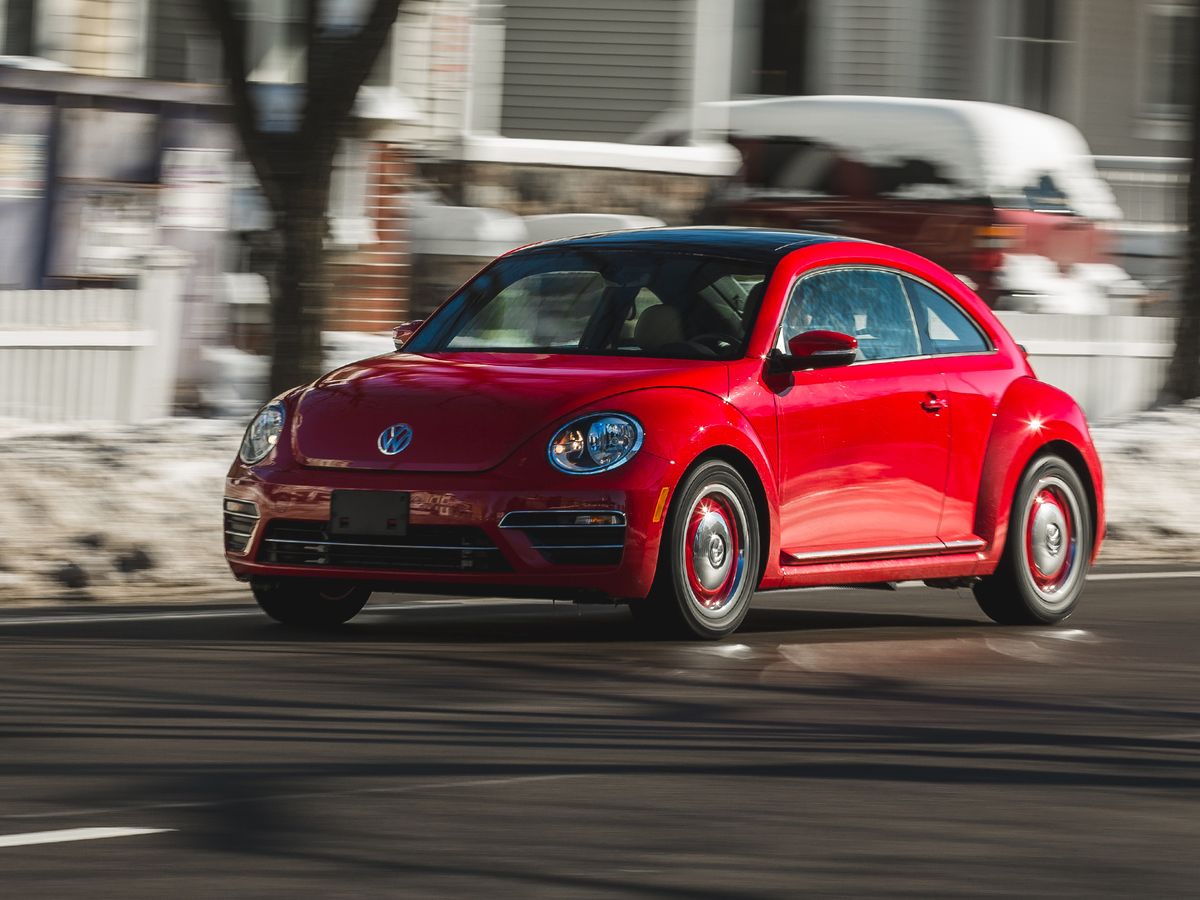 2016 Volkswagen Beetle Specs, Price, MPG & Reviews