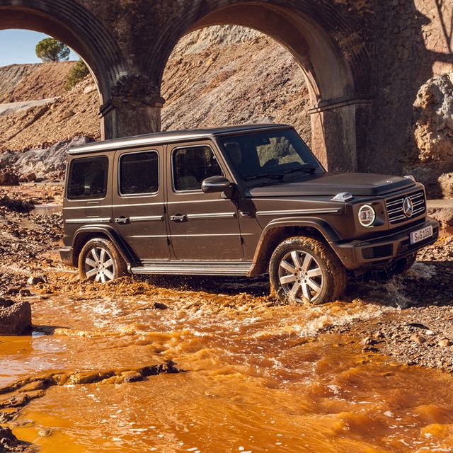 Land vehicle, Vehicle, Off-roading, Car, Mercedes-benz g-class, Automotive tire, Regularity rally, Tire, Sport utility vehicle, Luxury vehicle, 