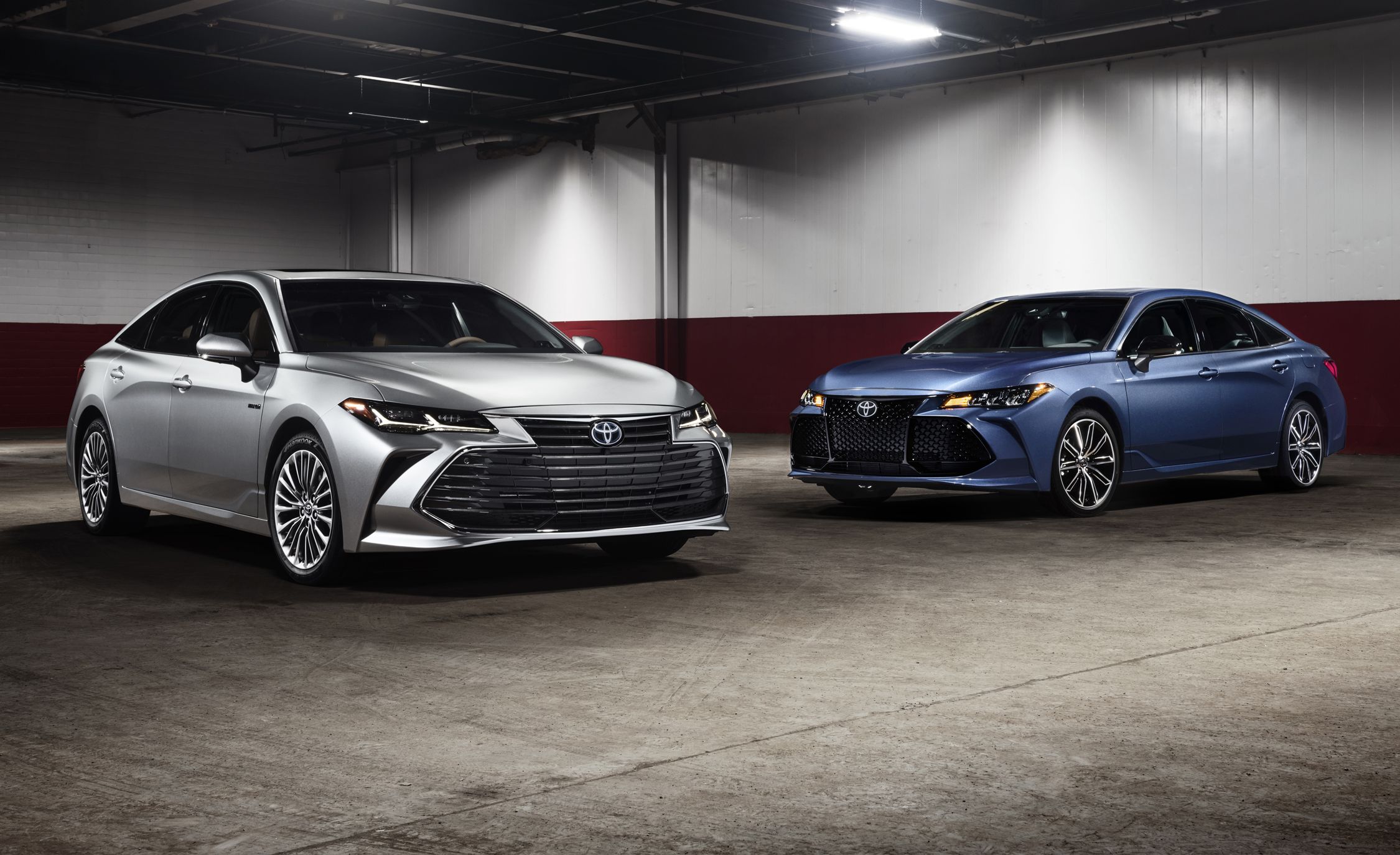 2019 Toyota Avalon Photos And Info News Car Driver 2019 Toyota Avalon A Snoozer Turns Snazzy