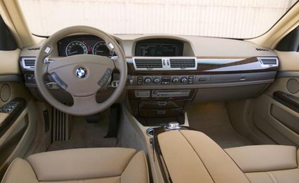 2006 bmw 750li interior