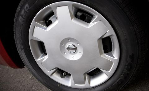 Tire, Wheel, Automotive tire, Alloy wheel, Automotive wheel system, Automotive design, Automotive exterior, Rim, Spoke, Synthetic rubber, 