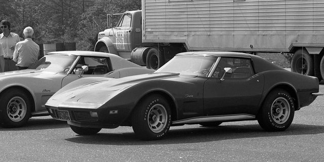 1973-chevrolet-corvette-road-test-review-car-and-driver-photo-5717-s-original.jpg