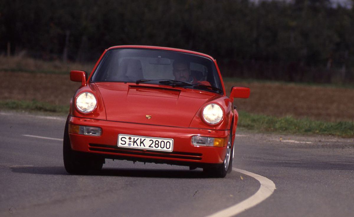 Tested: 1990 Porsche 911 Carrera 2