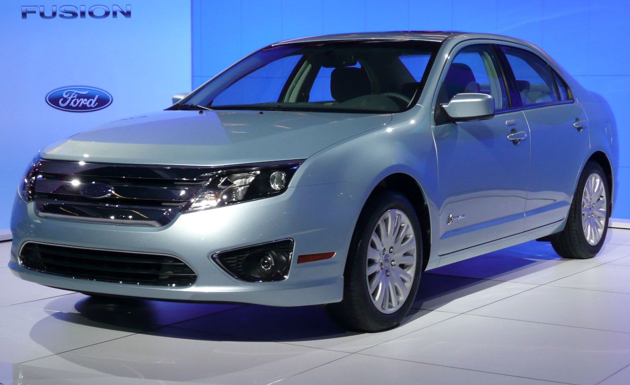Ford Fusion Hybrid - Wikipedia