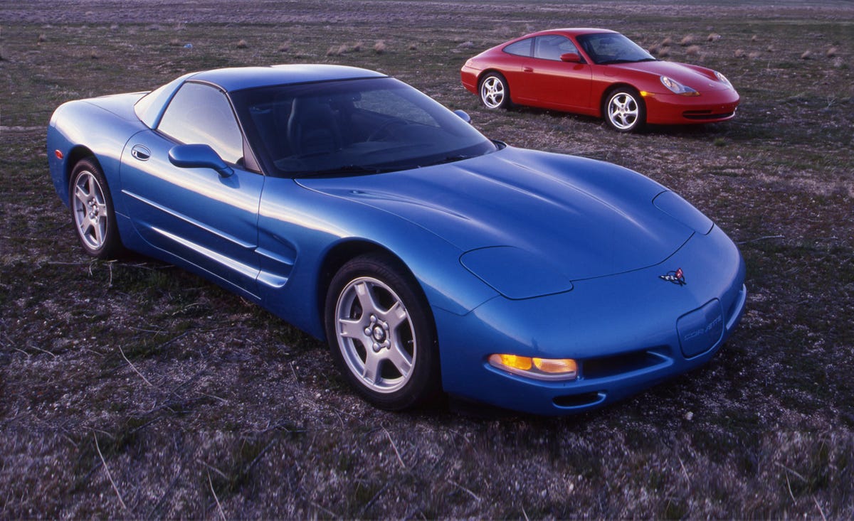 1999 Porsche 911 Carrera Vs 1999 Chevrolet Corvette