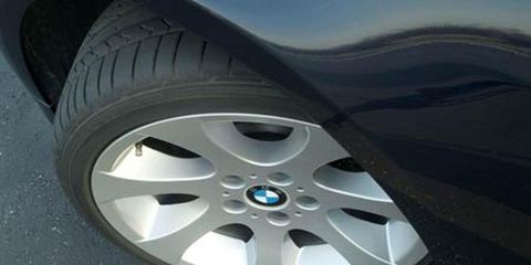 Wheel, Automotive tire, Blue, Alloy wheel, Automotive wheel system, Automotive design, Rim, Automotive exterior, Synthetic rubber, Spoke, 