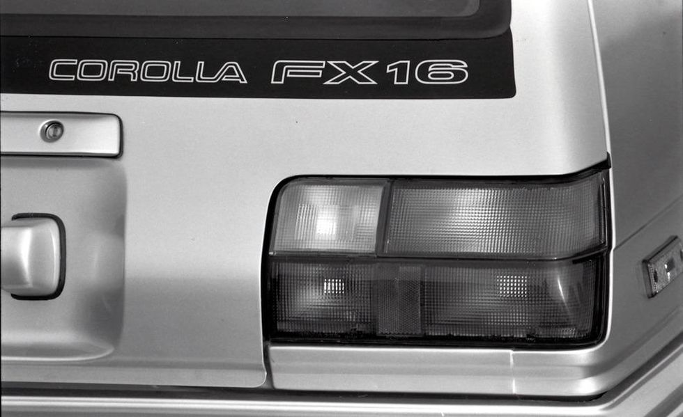 1987 toyota corolla fx16 gt s taillight and liftgate badge