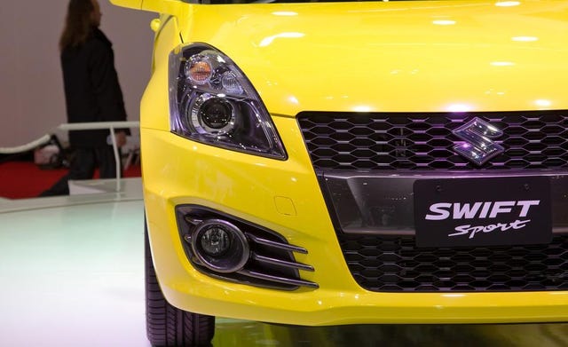 Suzuki Totes Swift Sport and Three Concepts to Tokyo