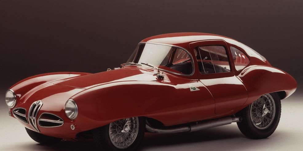 Touring Superleggera Celebrates 1950s Alfa Romeo Disco Volante With 8c Based Concept Geneva Auto Show