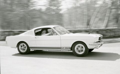 1965-ford-mustang-shelby-gt350-photo-456329-s-986x603.jpg