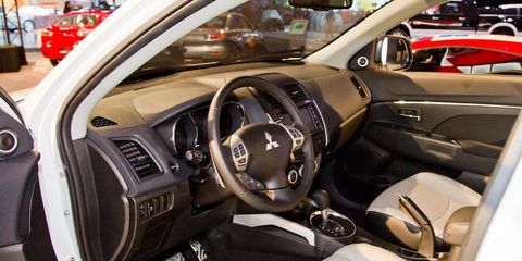 Motor vehicle, Steering part, Automotive design, Steering wheel, Vehicle, Personal luxury car, Car seat cover, Car seat, Vehicle door, Automotive mirror, 