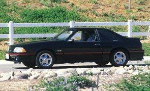 1987 ford mustang gt