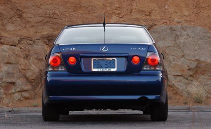 2001 Lexus IS300 Long-Term Road Test