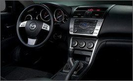 Motor vehicle, Steering part, Mode of transport, Steering wheel, Transport, Center console, Photograph, White, Car, Speedometer, 