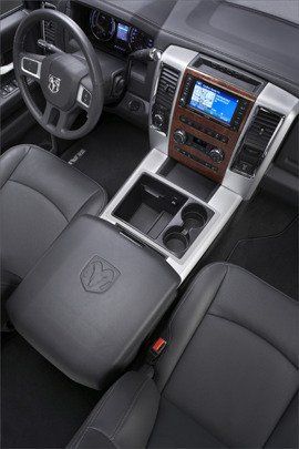 Motor vehicle, Steering part, Steering wheel, Vehicle audio, Center console, White, Radio, Technology, Luxury vehicle, Gear shift, 