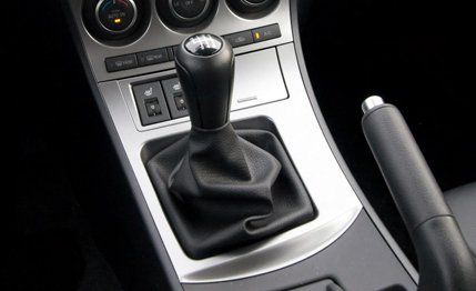Motor vehicle, Automotive design, Center console, Steering part, Gear shift, Luxury vehicle, Steering wheel, Grey, Personal luxury car, Sports car, 