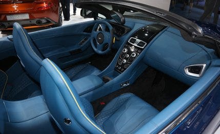 14 Aston Martin Vanquish Volante Photos And Info 11 News 11 Car And Driver