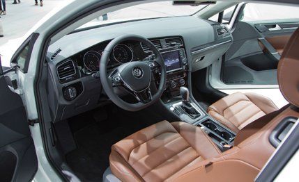 Motor vehicle, Steering part, Automotive mirror, Steering wheel, Vehicle audio, Center console, Car seat, White, Vehicle door, Technology, 