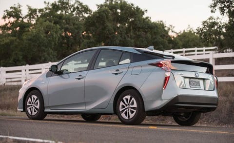 2016 Toyota Prius First Drive 8211 Review Car And Driver Image