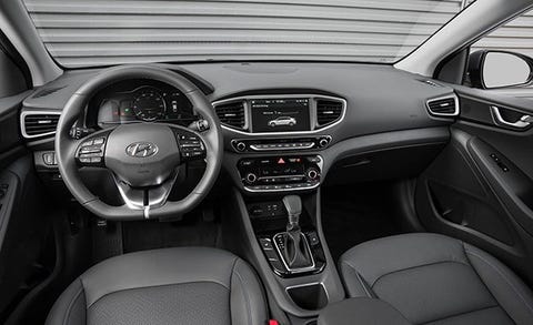 2018 Hyundai Ioniq Plug In Hybrid First Drive Review Car And Driver Image