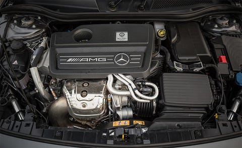 18 Mercedes Amg Gla45 4matic Cornering A Niche Market