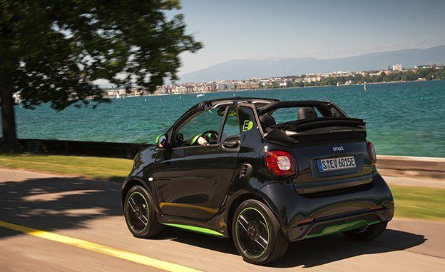 2018 Smart ForTwo Electric Drive Cabriolet first drive review: the perfect  city car
