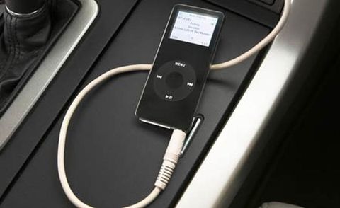 Electronic device, Mp3 player, Technology, Cable, Portable media player, Gadget, Ipod, Electronics, Communication Device, Audio accessory, 