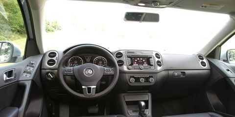Vw Offers Car Net Mobile Apps On Many 14 Models News Car And Driver