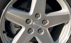 Alloy wheel, Product, Rim, Spoke, Automotive wheel system, Photograph, White, Hubcap, Auto part, Black, 