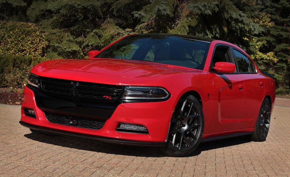 2015 Dodge Charger at SEMA: Production Scat Pack, R/T Mopar Concept ...