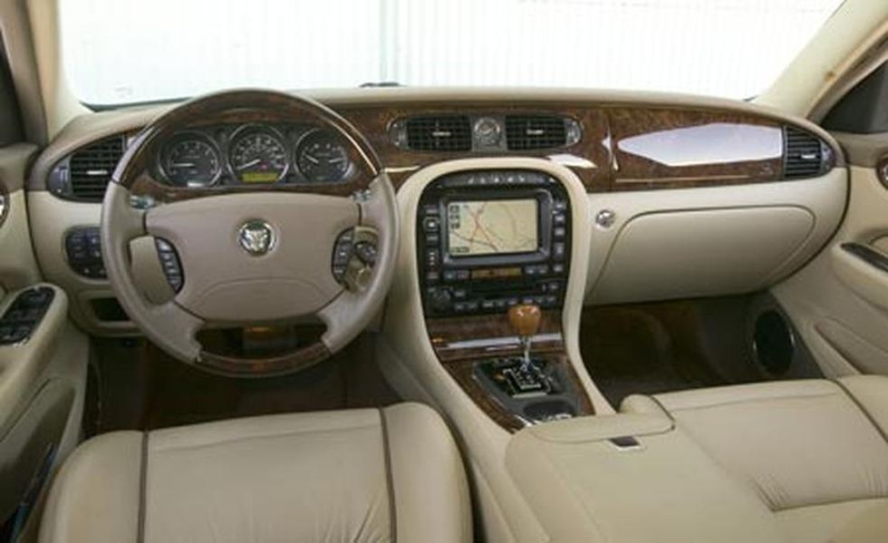 2006 jaguar super v8 interior
