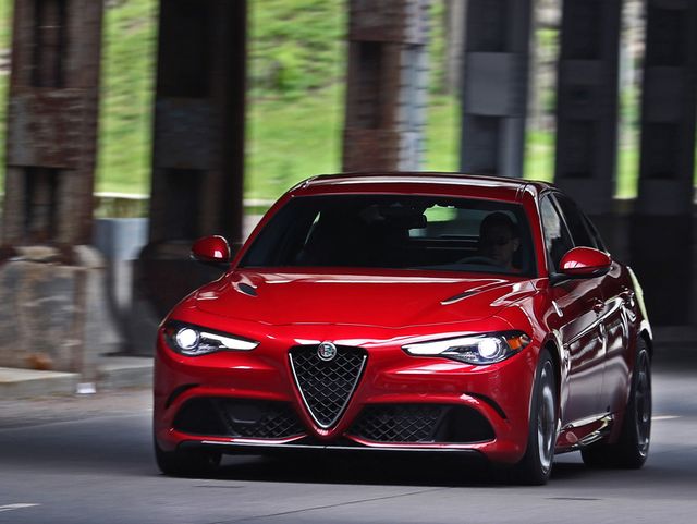 2017 Alfa Giulia Review, Pricing, and Specs