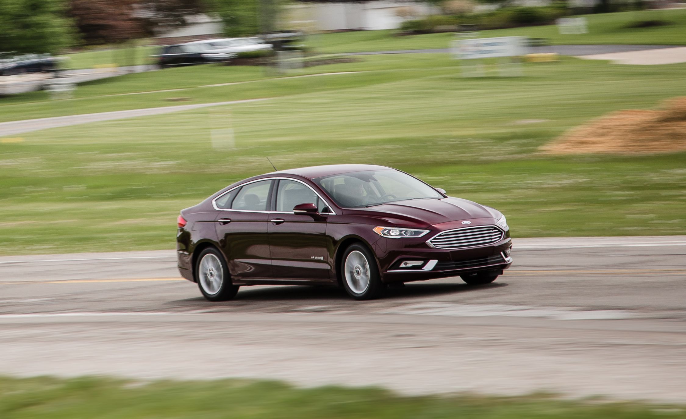 2017 ford deals fusion hybrid horsepower