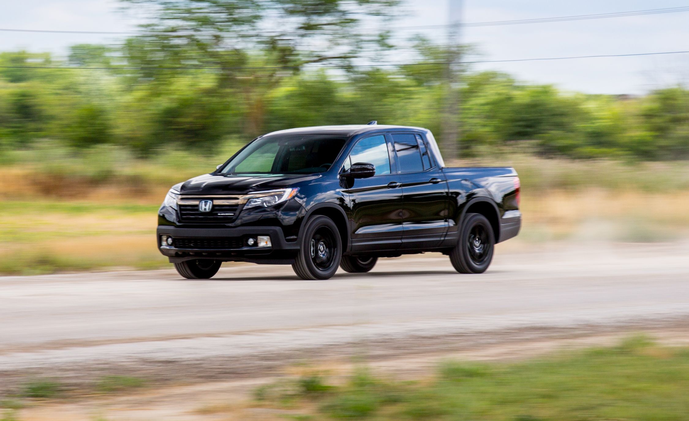 what is the towing capacity of a 2017 honda ridgeline