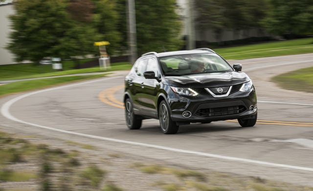 nissan-rogue-2017-interior-images-cabinets-matttroy