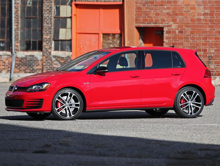 2017 Volkswagen Golf GTI Review, Pricing, and Specs