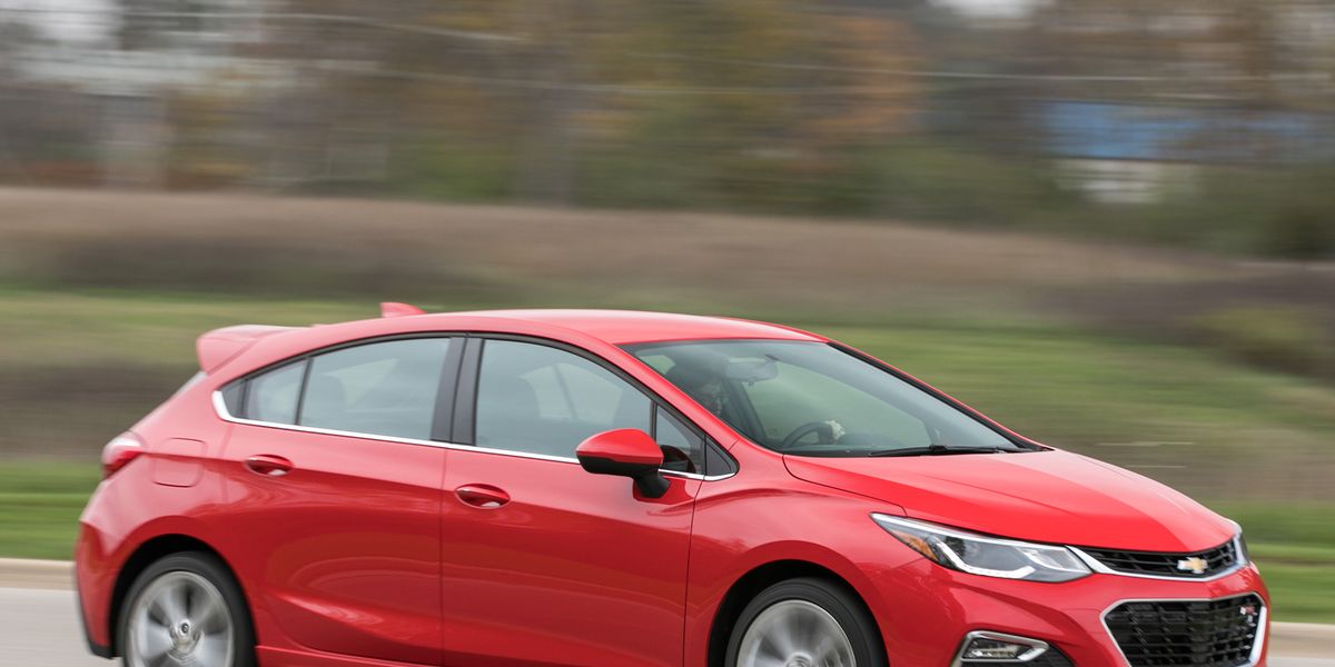 2018 Chevrolet Cruze Review, Pricing, and Specs