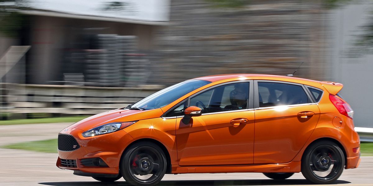 2018 Ford Fiesta Review, Pricing, Specs