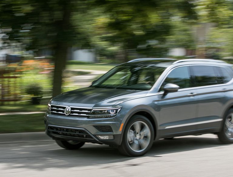 2018 Volkswagen Tiguan Review, Pricing, and Specs