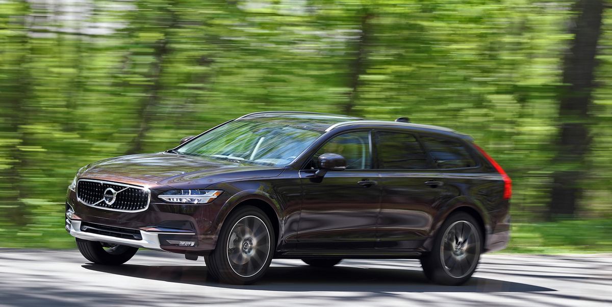 2018 Volvo V90 / V90 Cross Country Review, Pricing, and Specs