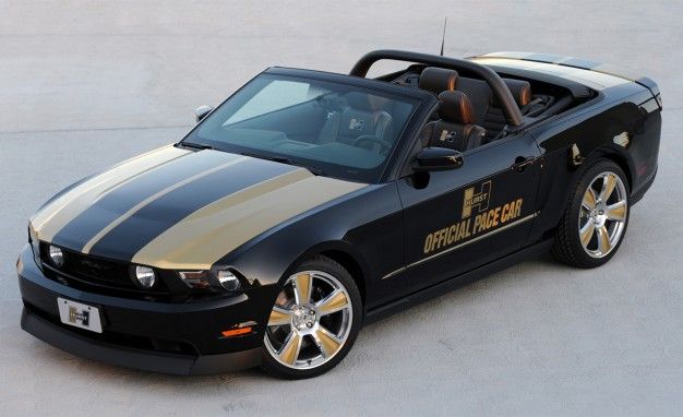 Hurst Ford Mustang pace car