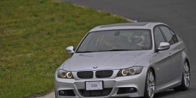  El paquete BMW 5i Performance Edition agrega hp por $