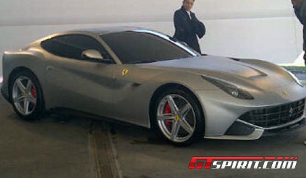 Official: 2013 Ferrari F12 Berlinetta - GTspirit