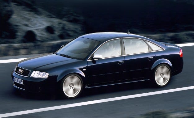 Audi RS6 sedan C5